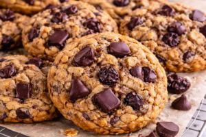 Dark Chocolate Cherry Oatmeal Cookies